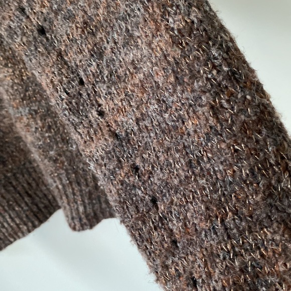 Brown and Gold metallic thread comfy sweater Oversized with open stitch detail. - Picture 6 of 7